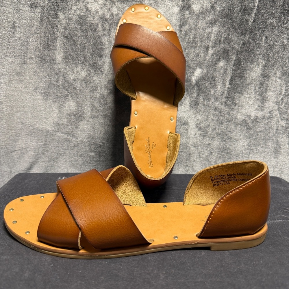 Universal Thread Sandals Womens Brown Regular Size 8 Cross Strap Studded Flat